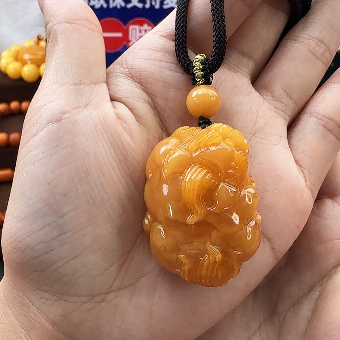 琥珀颈饰未镶嵌吊坠