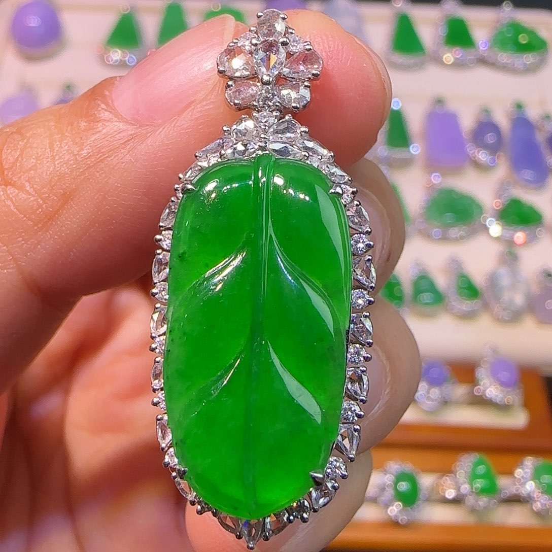 翡翠18K金镶嵌吊坠(不含链)