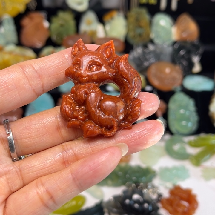 蛇纹石玉未镶嵌吊坠(赠链)