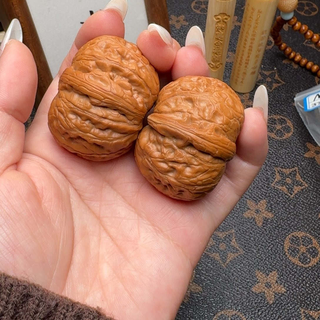 文玩核桃把件44元宝M084