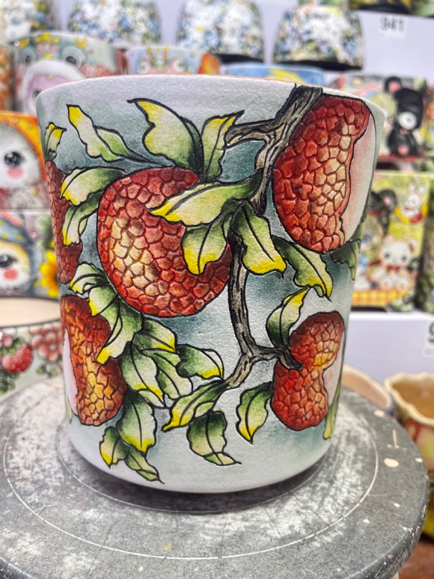 绚丽荔枝花器，花盆