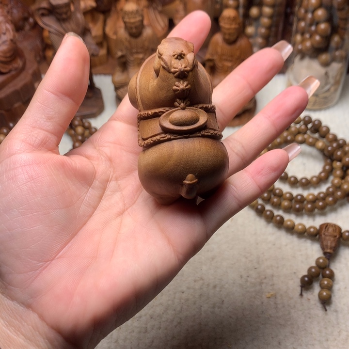 檀香木其他老山檀香手把件马