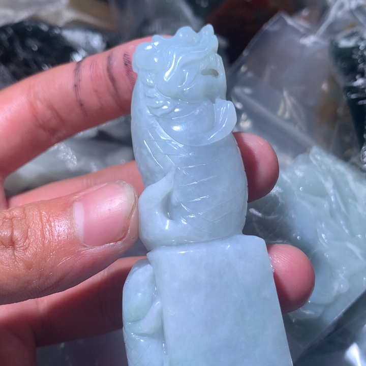 翡翠未镶嵌颈饰保真天然a货翡翠