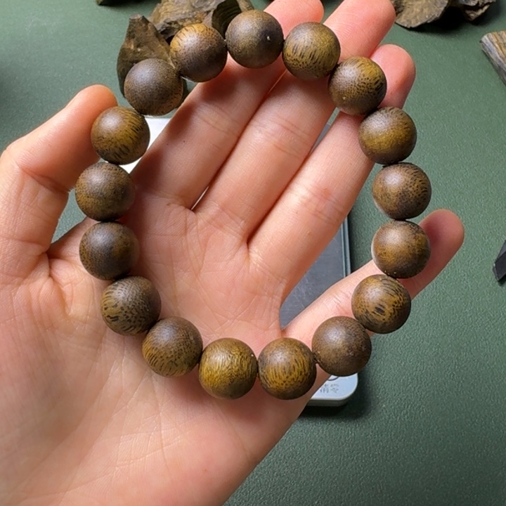 沉香手串日*星海南紫棋树心油老料14.8克
