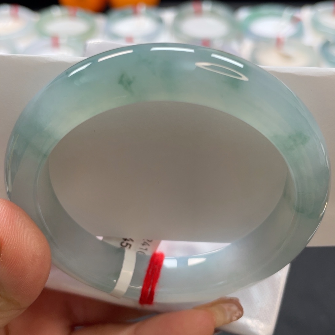 【闪购商品】翡翠手镯未镶嵌54.5冰透蓝绿底绿花10号