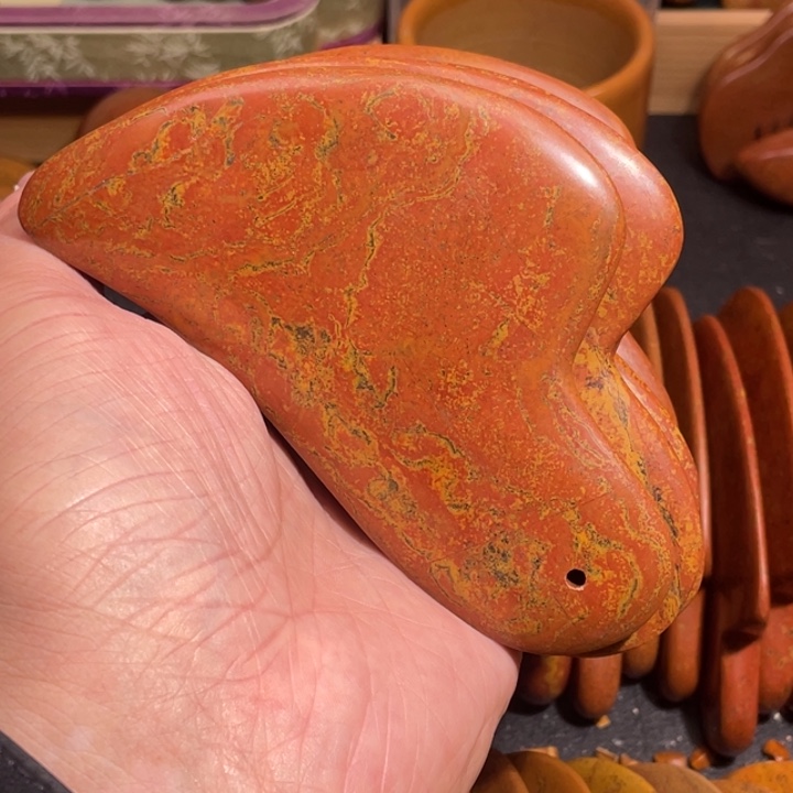 红砭石精品款面部刮痧板