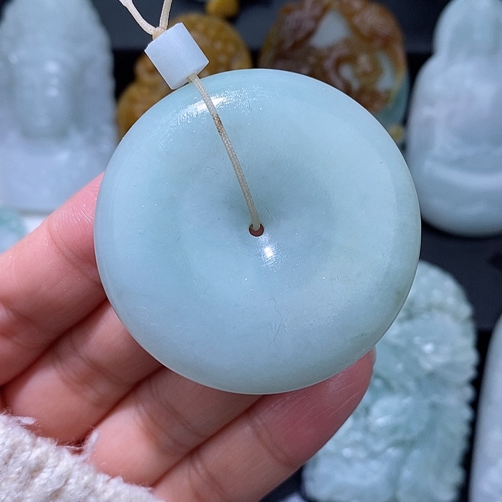 定制翡翠未镶嵌翡翠