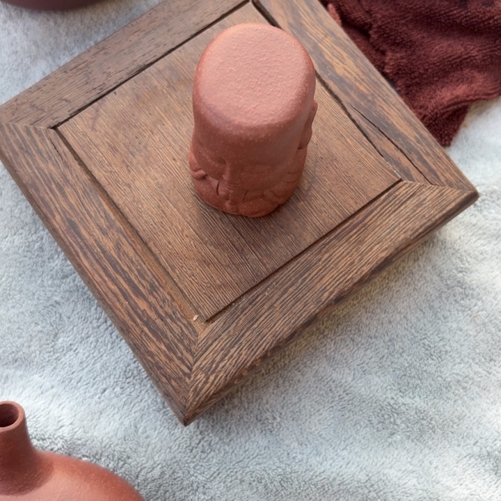 岁***流茶壶紫砂紫泥盖置2个