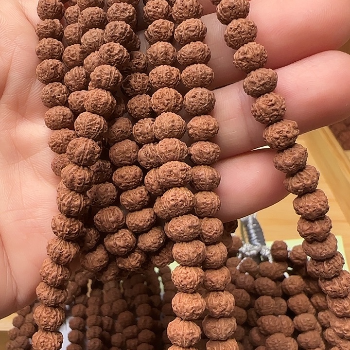 高***龙金刚菩提吊坠凹底梅花小金刚114颗2条