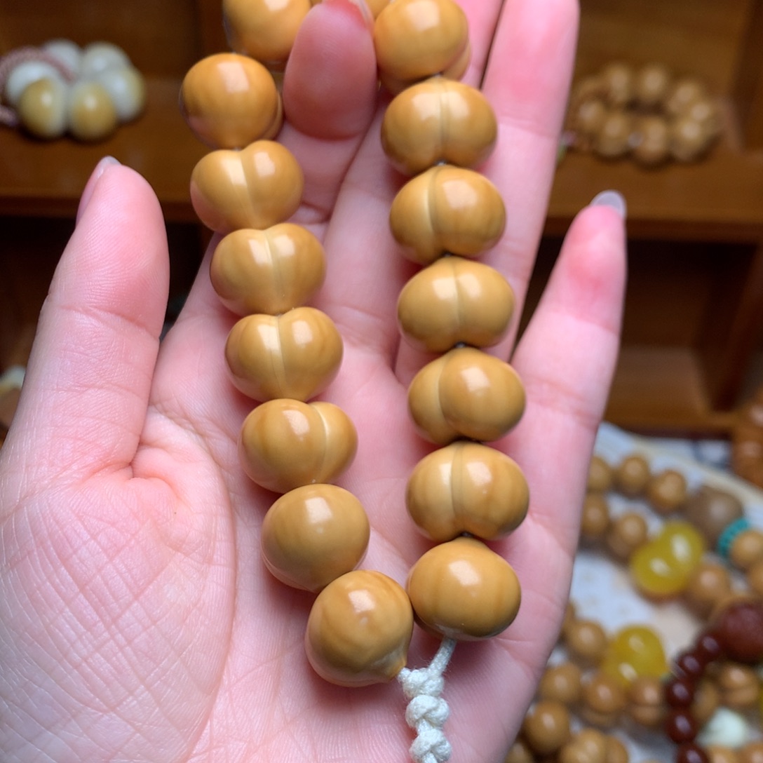 猴头核桃吊坠17高定屁桃手持素