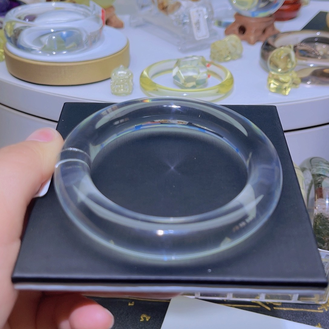 水晶手镯未镶嵌天然纯净体白水晶手镯