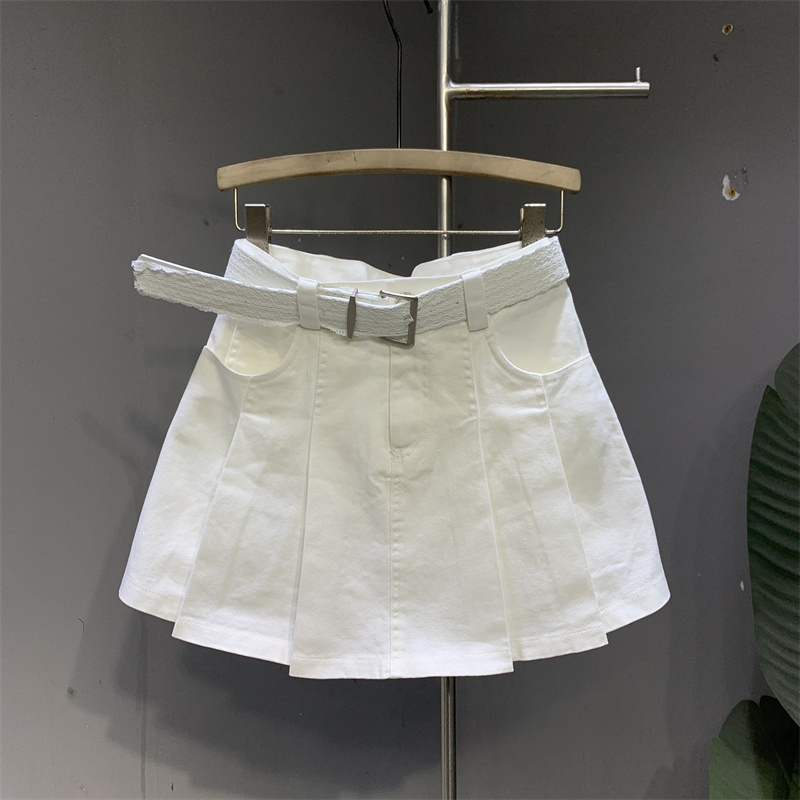 白色牛仔半身裙女2025新款高腰学院风宽松显瘦百搭防走光A字短裙