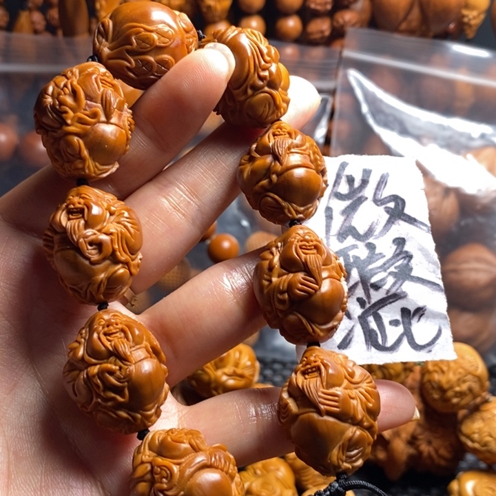 橄榄核吊坠米*微上色