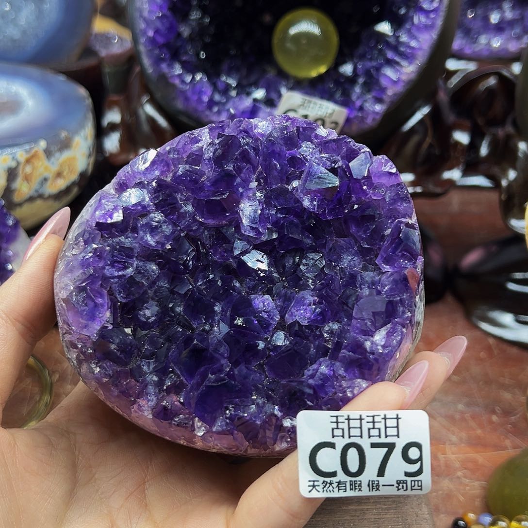 水晶大型摆件未镶嵌