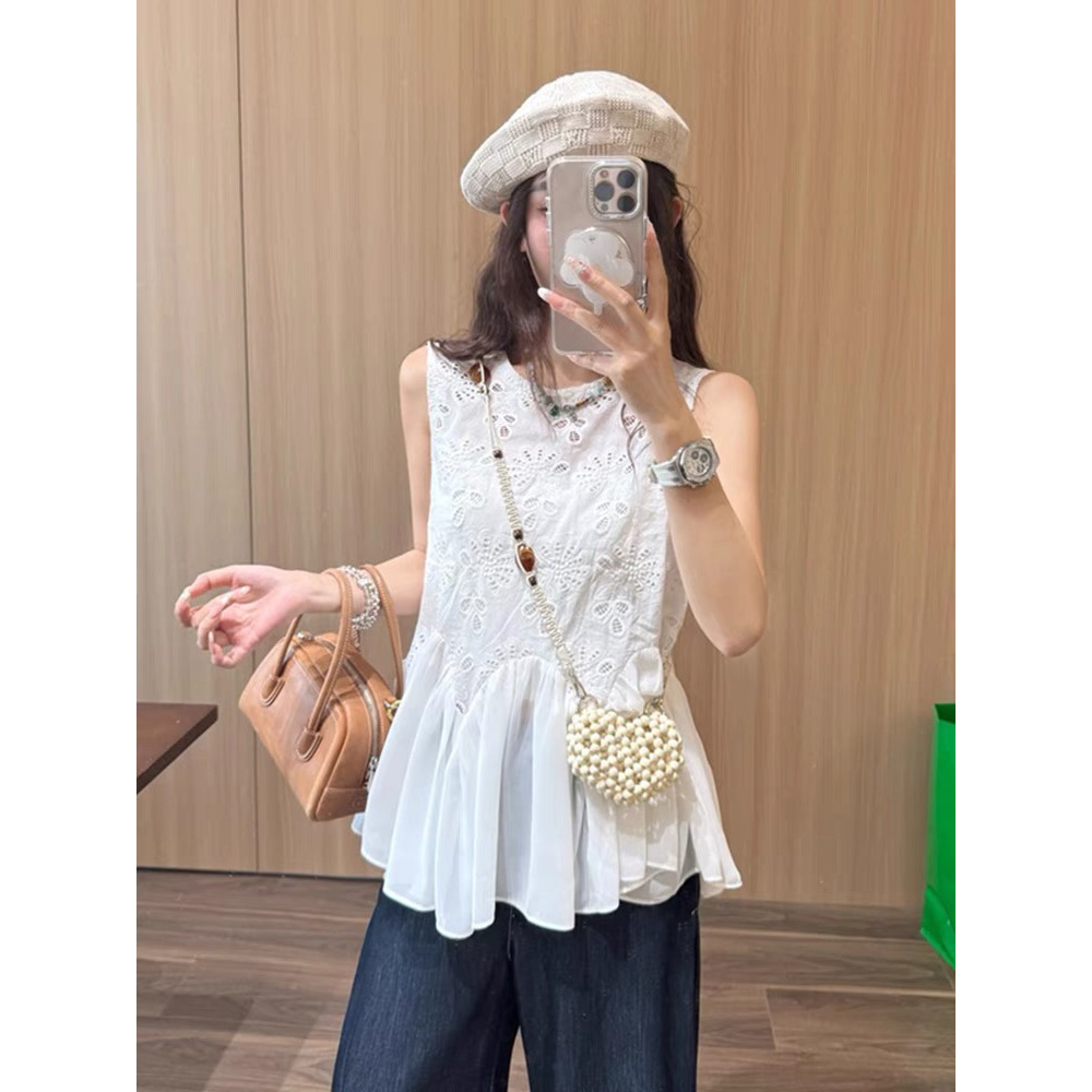 妮妮家8389夏季新款设计感镂空勾花拼接圆领无袖背心