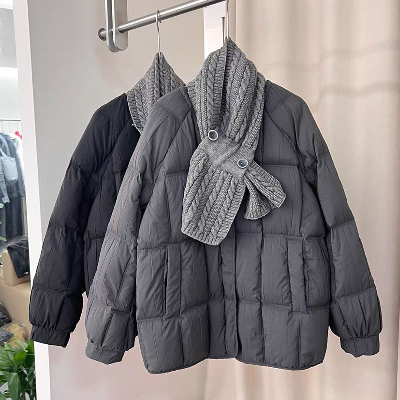 韩系针织围巾羽绒服女2025冬季新款宽松保暖中长款外套潮流时尚