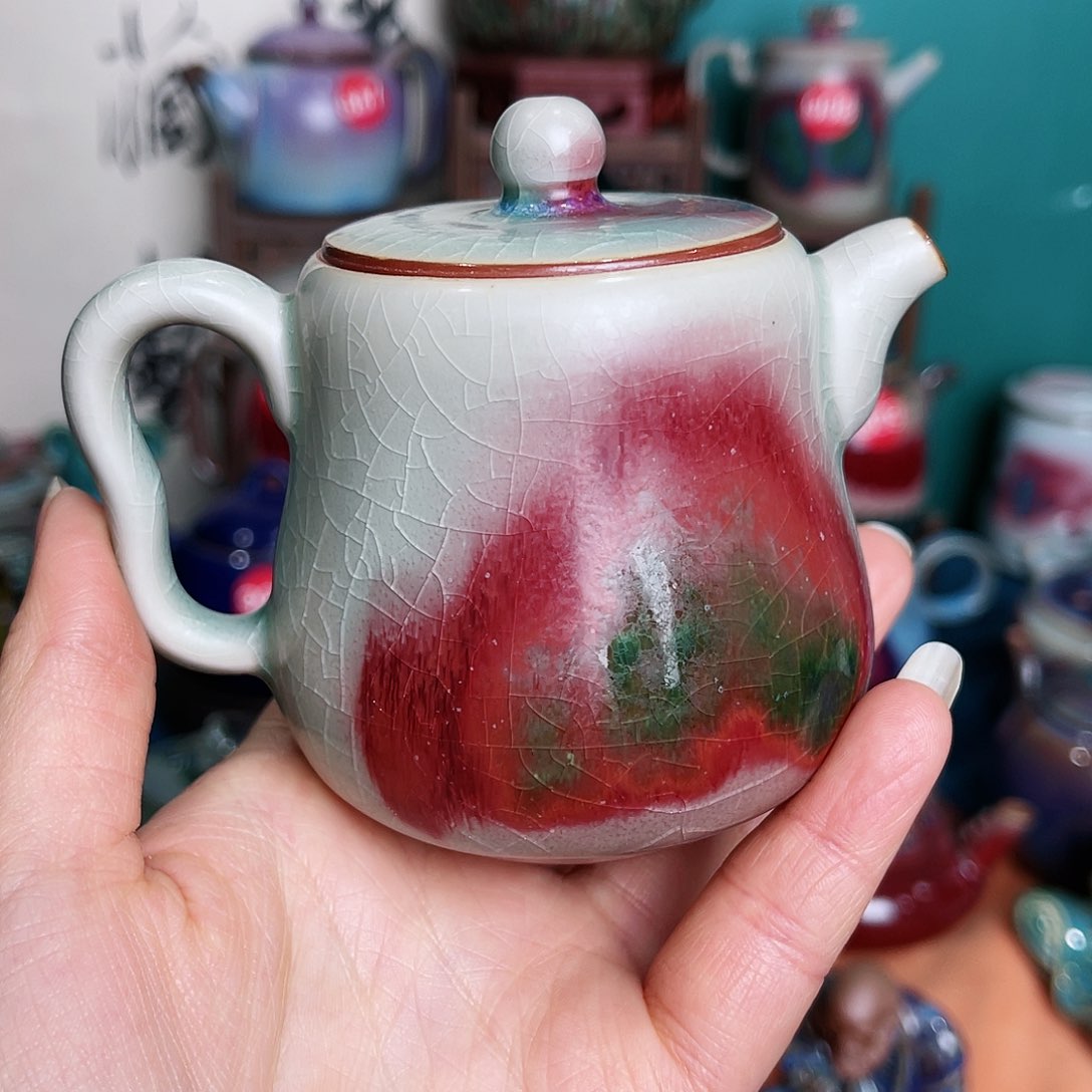 壶鸿**来钧瓷艺术作品壶