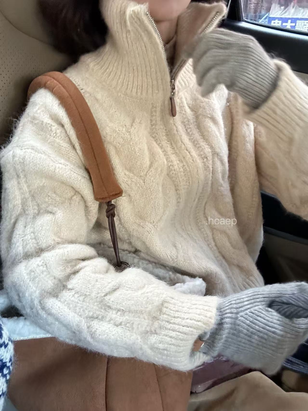 Peach自制 ‘盐可颂’糯叽叽立领拉链设计感针织毛衣 24-162