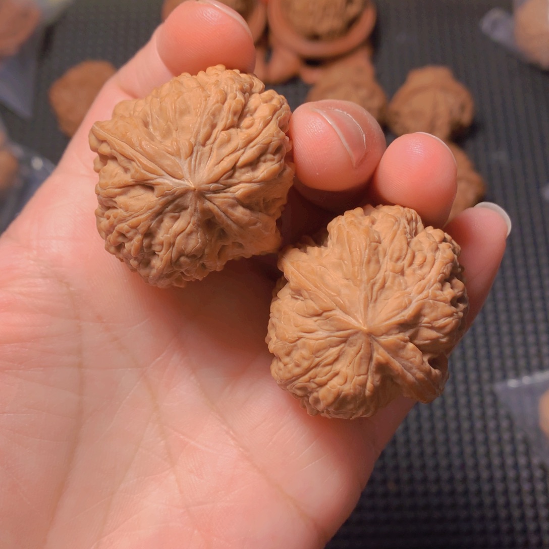 文玩核桃吊坠凹底37