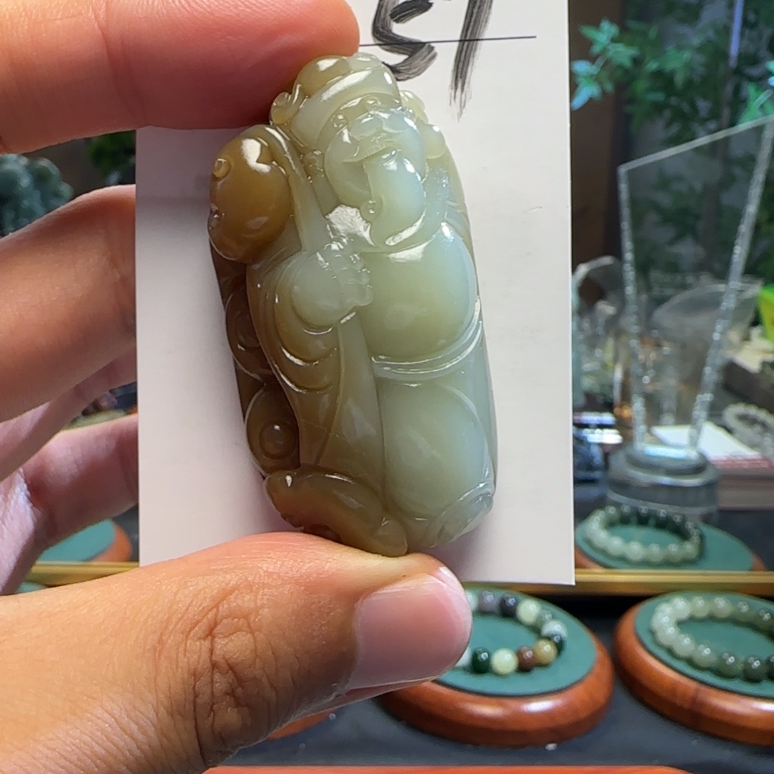 和田玉（糖玉）未镶嵌颈饰