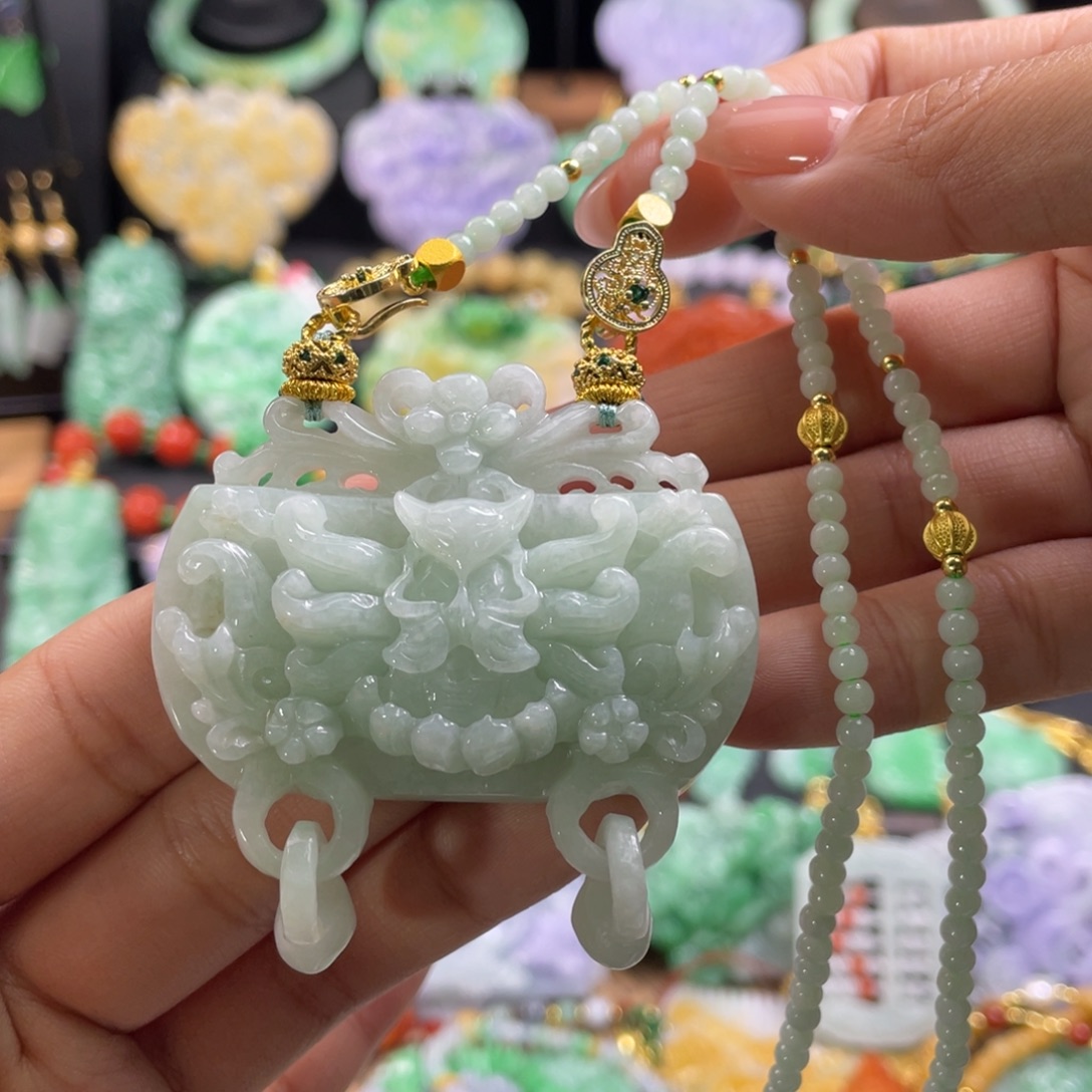 翡翠未镶嵌颈饰代编织