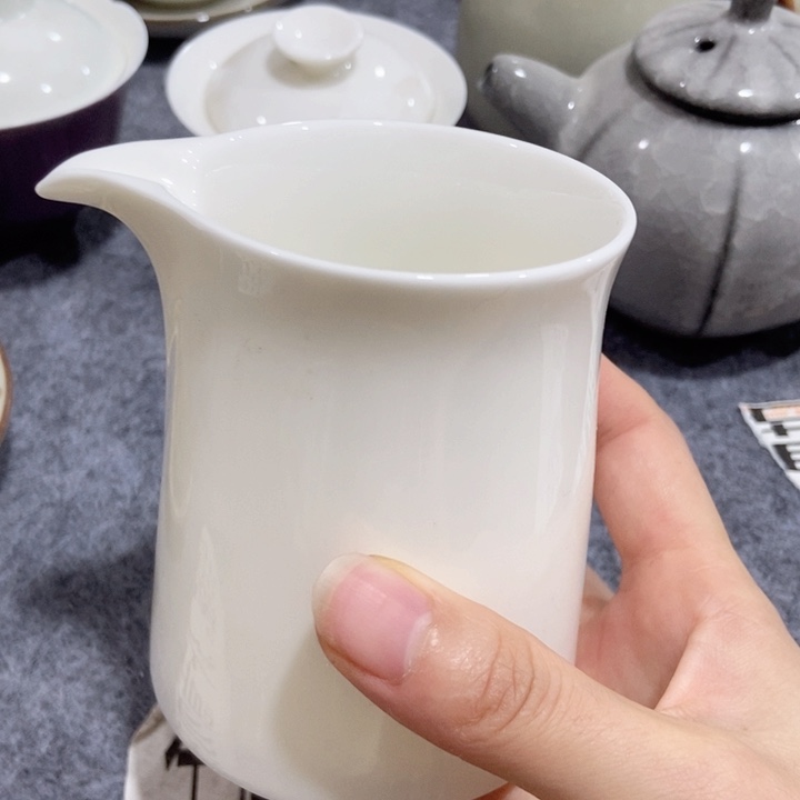 茶具微瑕，介意勿拍