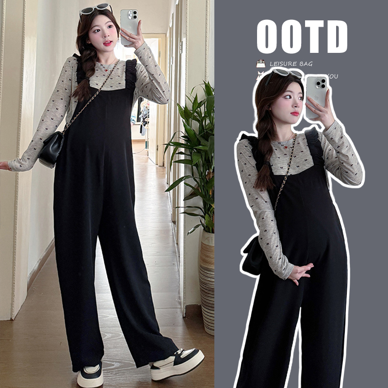 时髦孕妇套装秋季新款2024网红背带裤网红款套装长袖背带裤两件套