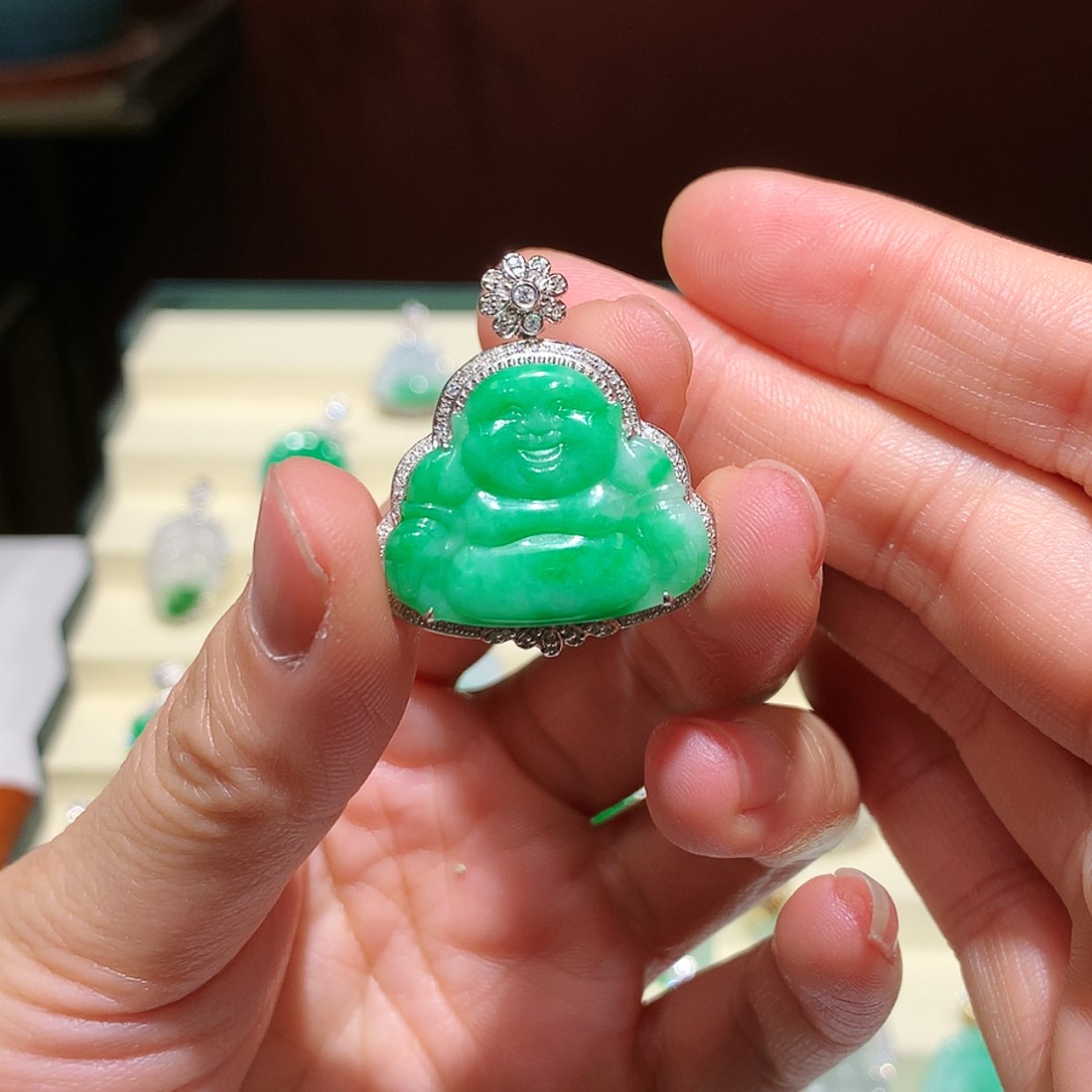 【闪购商品】翡翠颈饰18K金镶嵌缅甸a货翡翠