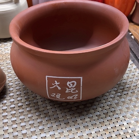 微瑕，不能明火，口径20高13紫砂汤锅，3L