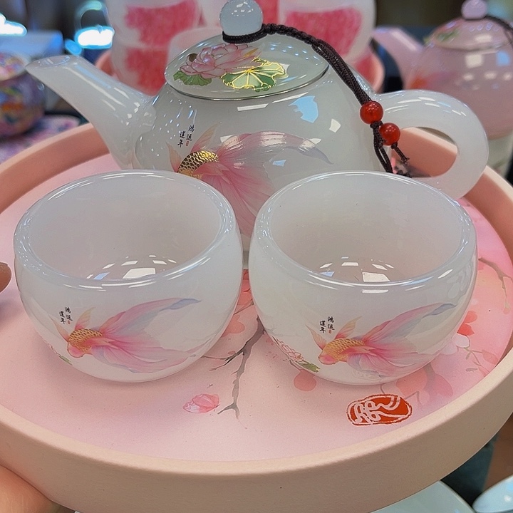 段泥茶杯啦咯哦哦兔兔我哦哦哦哦哦哦哦