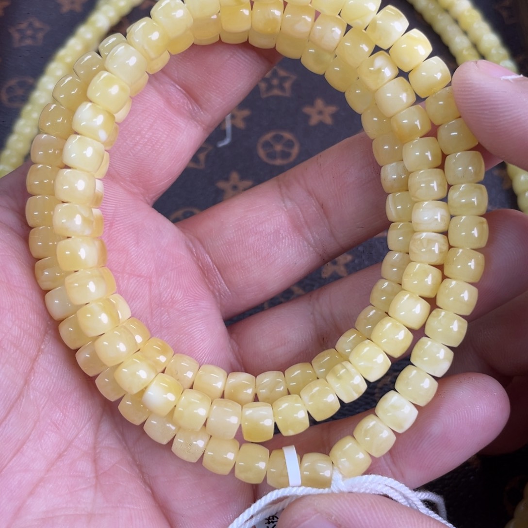 蜜蜡裸石未镶嵌013多样性发其一