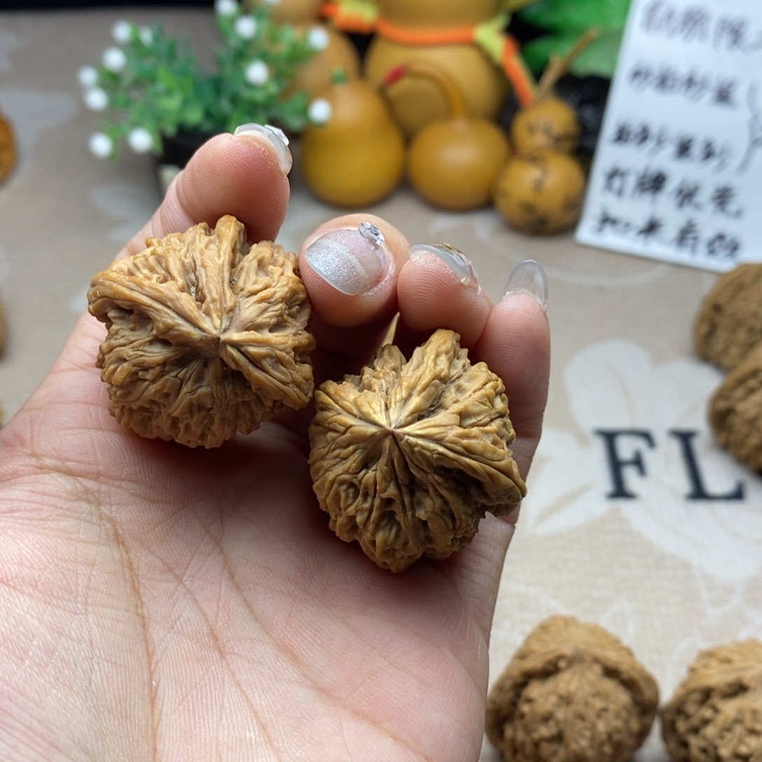 文玩核桃吊坠涿鹿