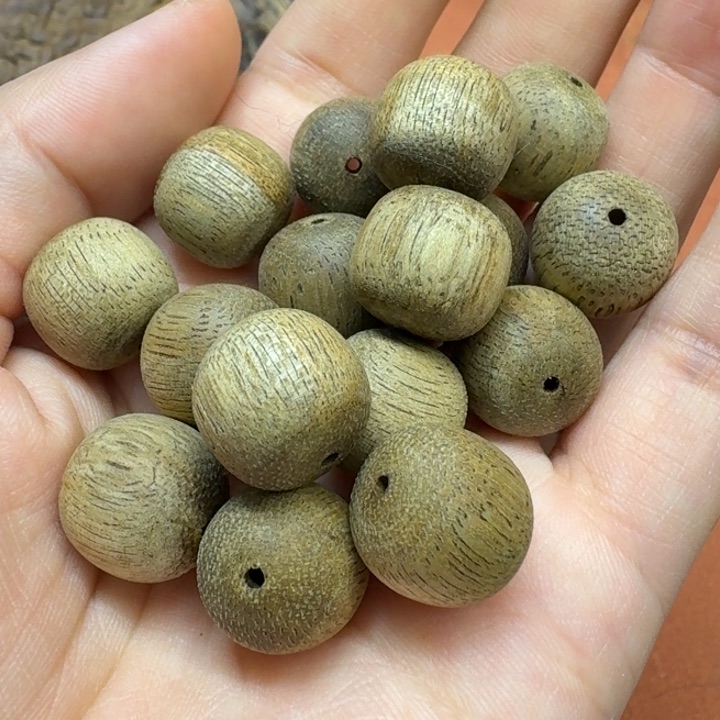 大叶紫檀（黑酸枝木类）