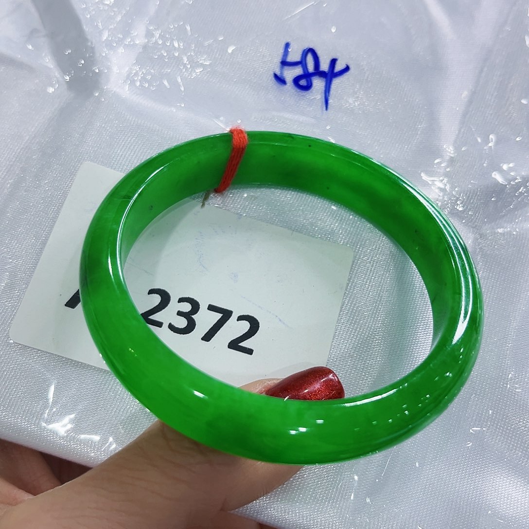 翡翠手镯未镶嵌敏*多样性