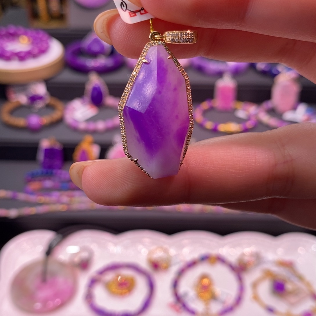 苏纪石（舒俱来）18K金镶嵌吊坠(不含链)