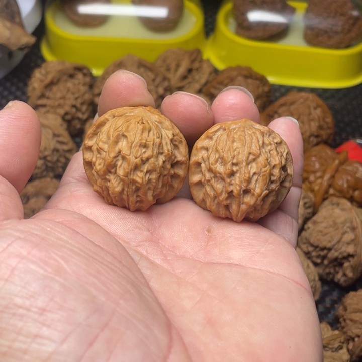 文玩核桃把件34磨盘 有修