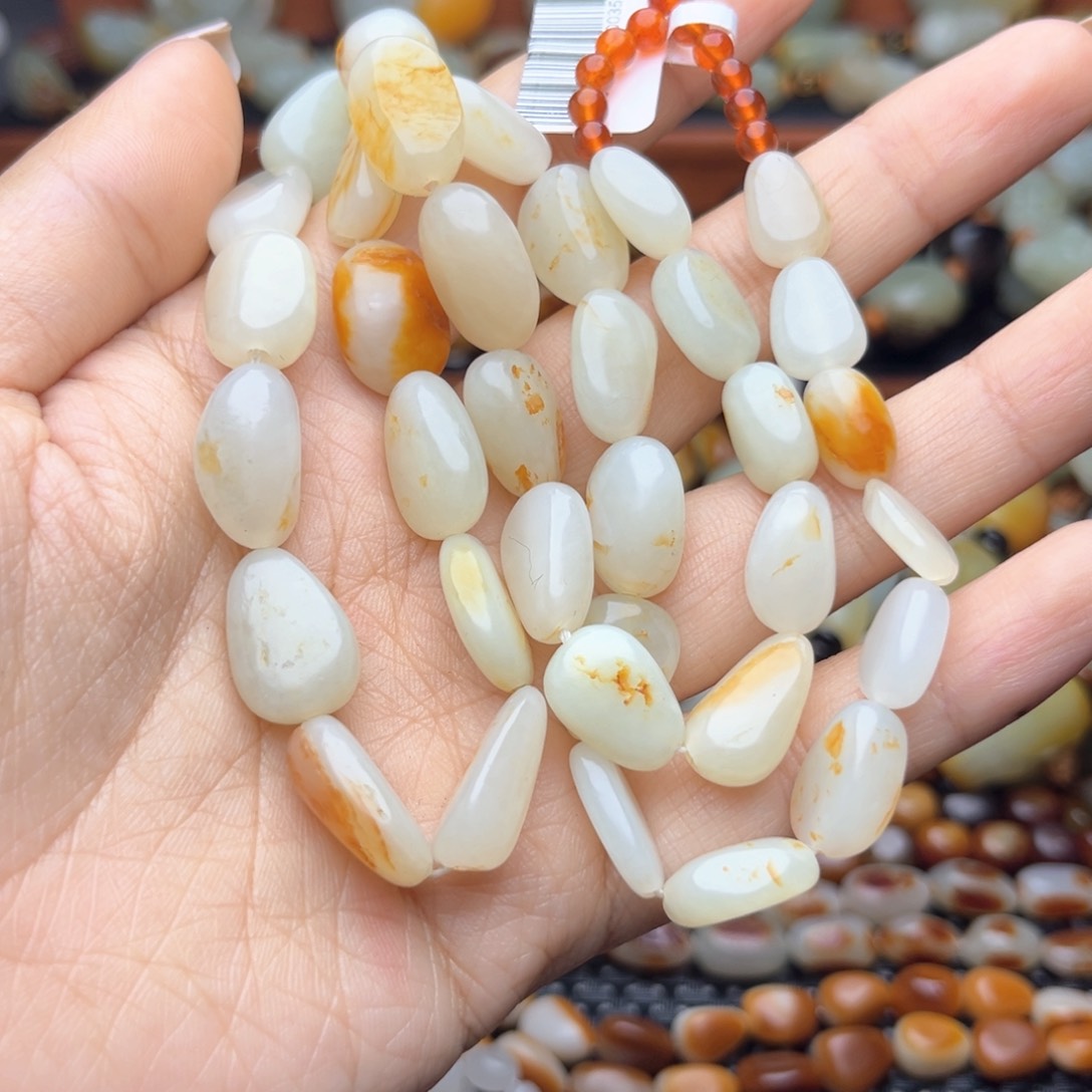 和田玉项链未镶嵌怀**曲