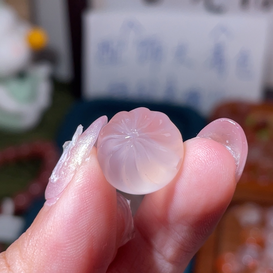 南红玛瑙未镶嵌挂件包子