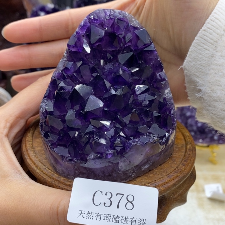 水晶大型摆件（非配饰）未镶嵌