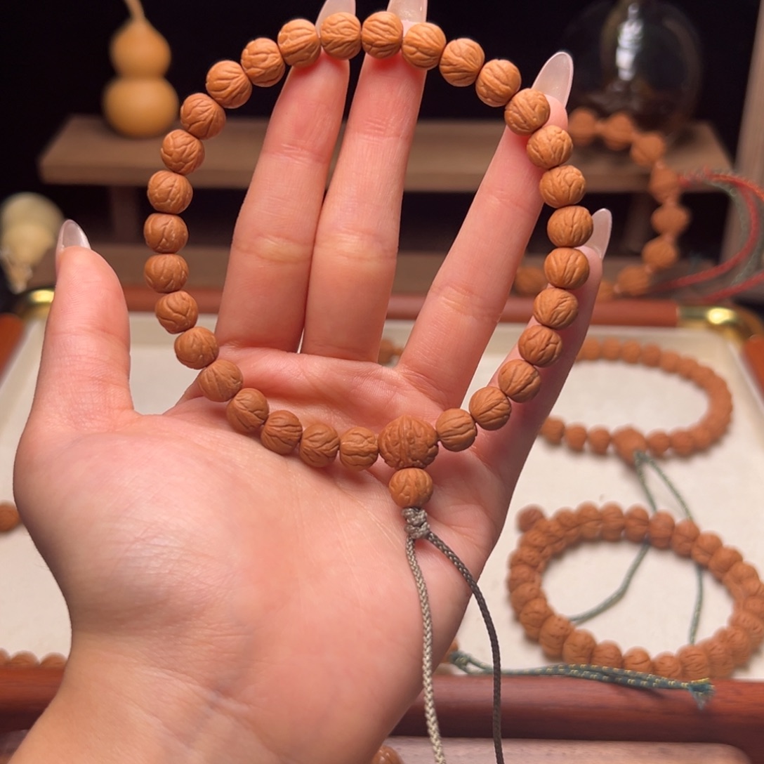 林***馆木质类陕西龙纹桃核8.7