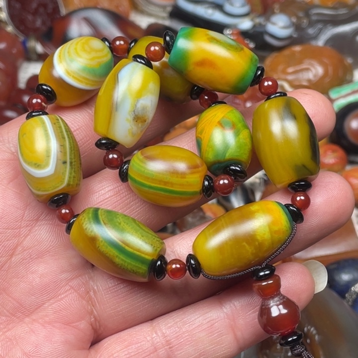 玛瑙/玉髓未镶嵌颈饰