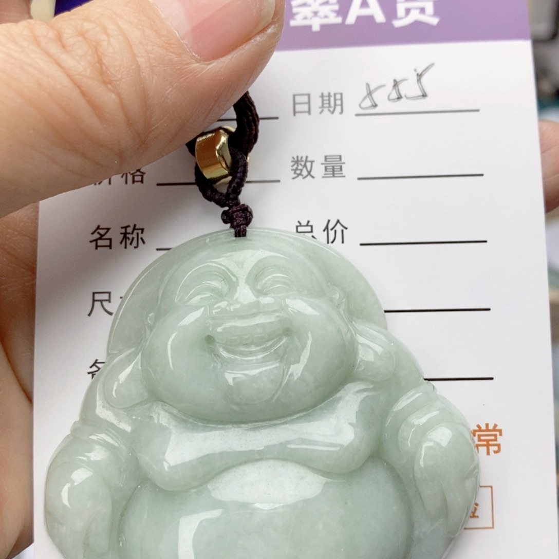 翡翠颈饰未镶嵌佛公
