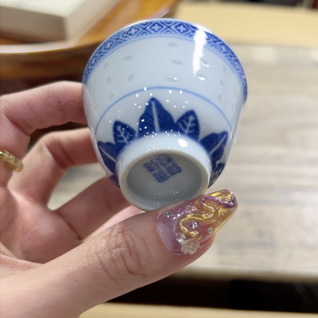 瓷片陶瓷和金属表面涂了