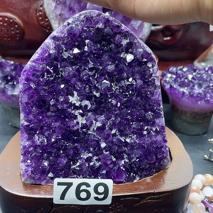 水晶大型摆件（非配饰）未镶嵌