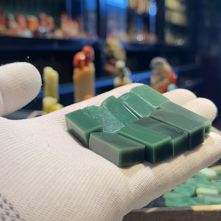 青***徒四川石雅安绿10颗尺寸不一