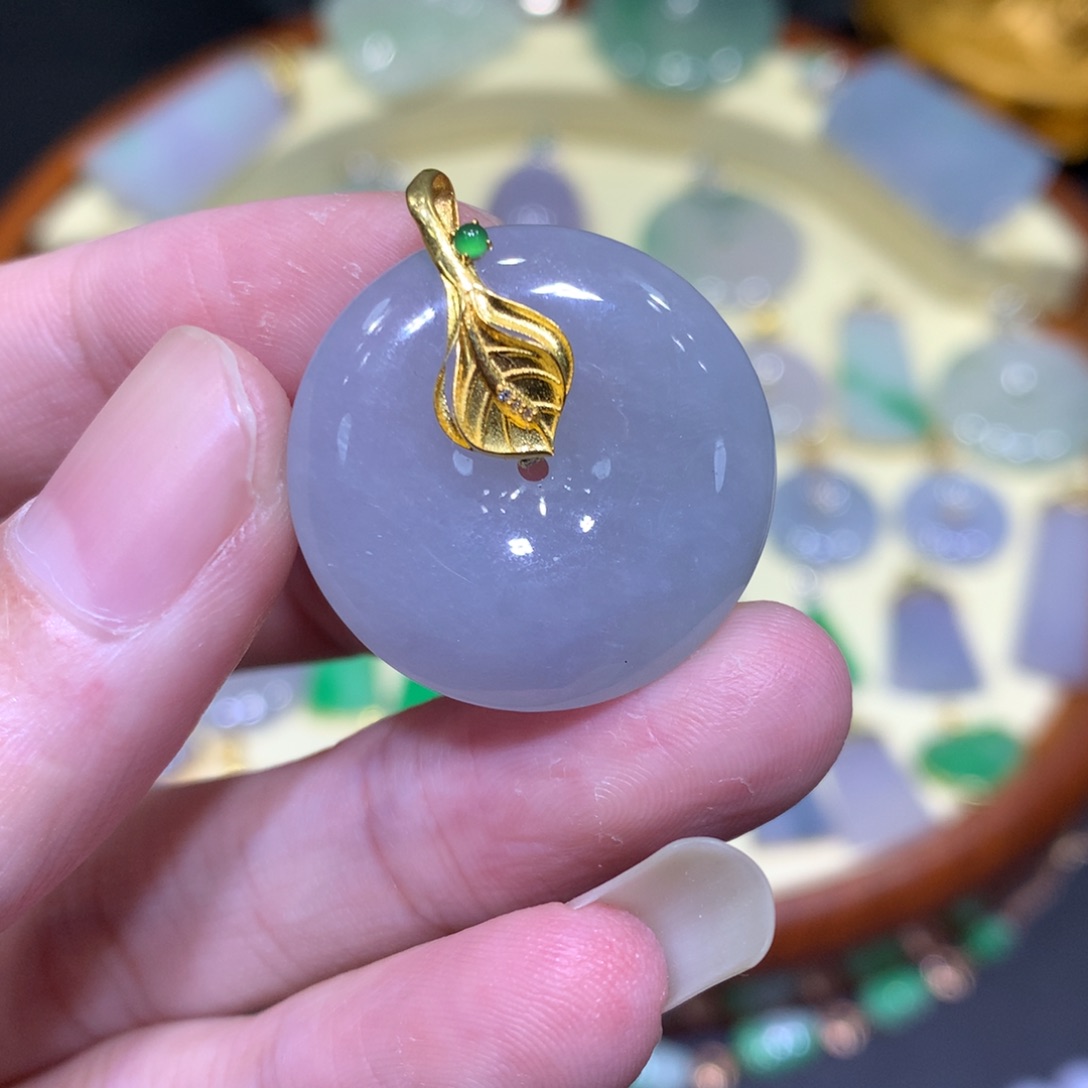 翡翠吊坠(不含链)18K金镶嵌