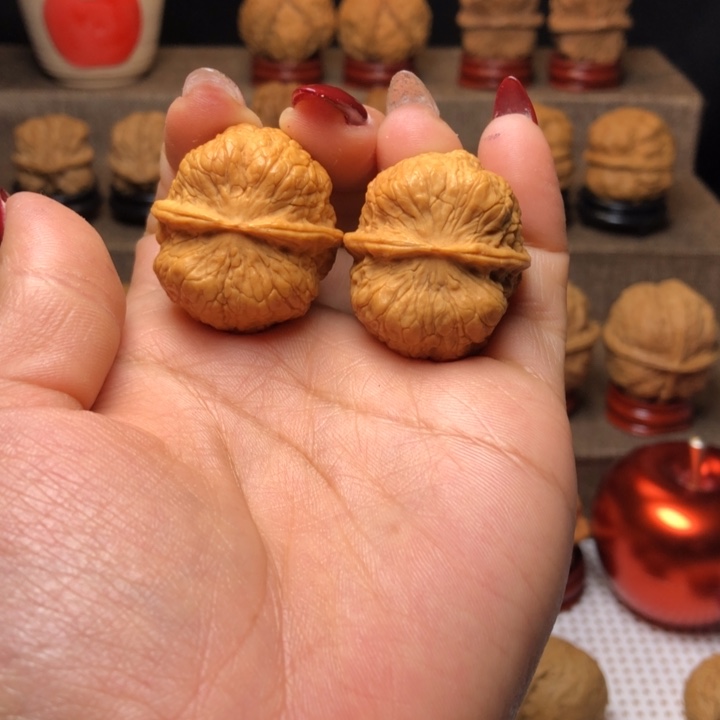 文玩核桃把件40黄金元宝蟾