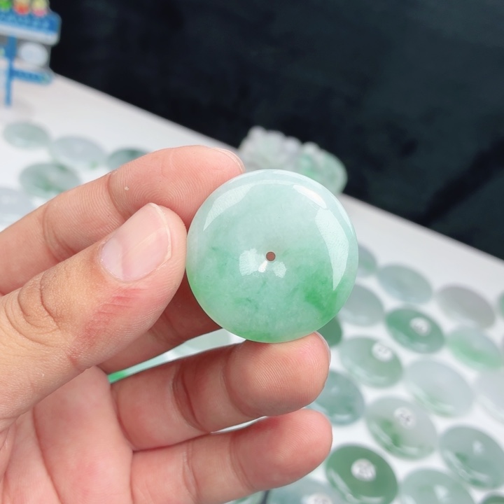 翡翠未镶嵌颈饰缅甸天然A货翡翠33.8-6.2