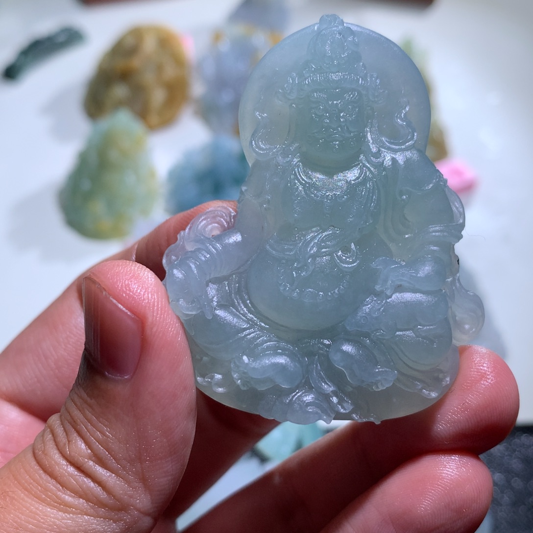 喵***剧定制翡翠未镶嵌挂件