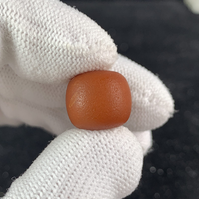 D1058保真原矿俄料尺寸14.3*13mm蜜蜡墩子老型单颗隔珠支持复检